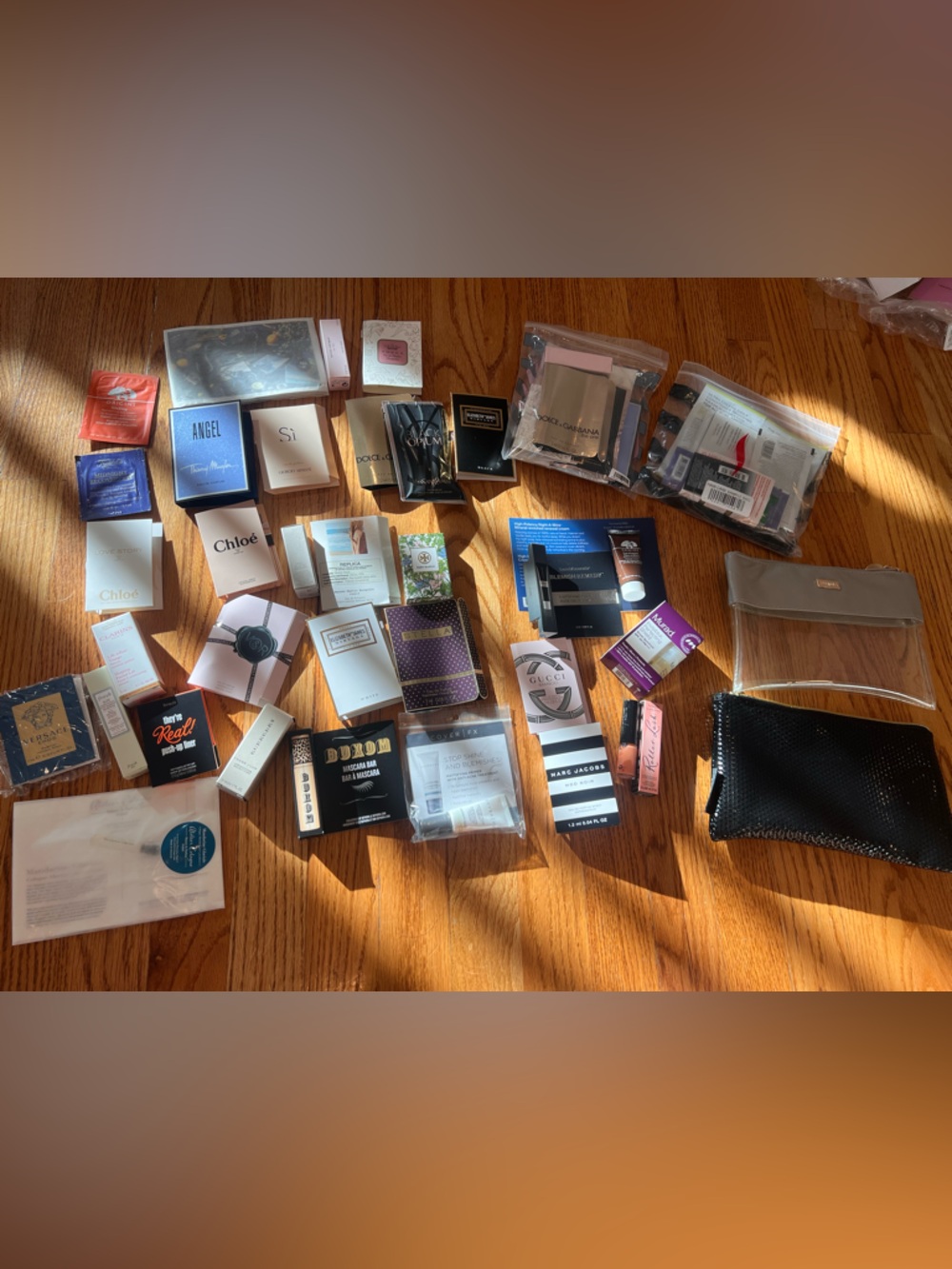 Lot of 50+ new deluxe makeup, hair, skincare samples